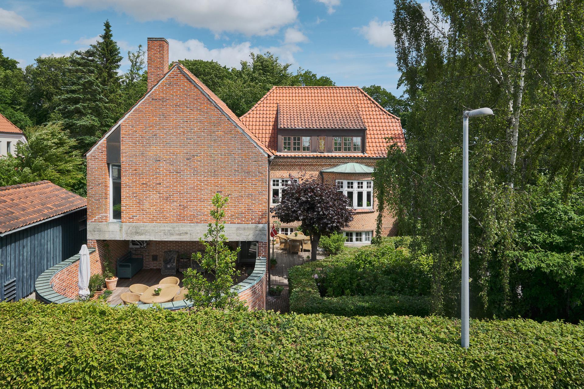 House 6